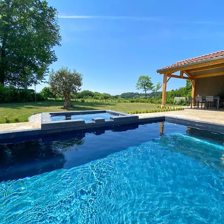 Villa Moderne , Neuve Piscine Jacuzzi . Sarlat-la-Caneda